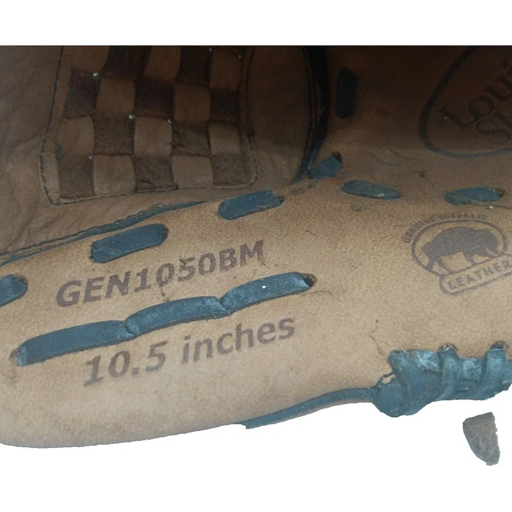Louisville Slugger GEN1050BM Genesis 1884 Series 10.5 Youth Baseball Glove RHT‎